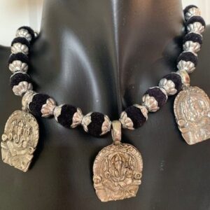 Komplet bizuterii Ganesh srebrno czarny 493
